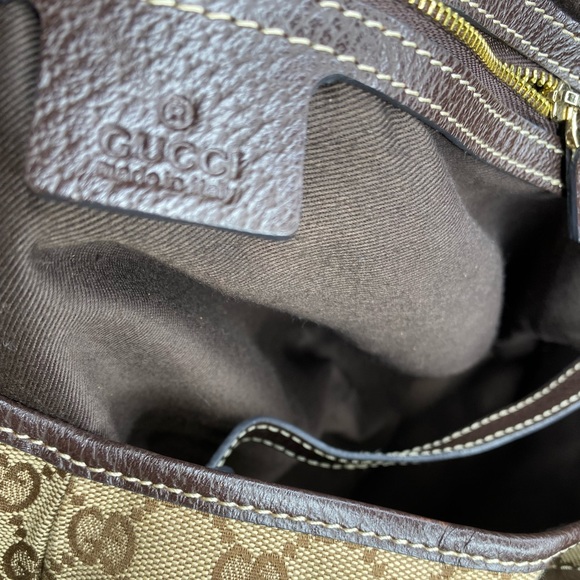 GG Canvas Medium Pelham Shoulder Bag - Picture 11 of 11